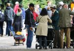 Hamburg 12 september 2013
Khalid Boulahrouz haalt zijn kinderen op bij Sabia en Rafal  v d Vaart en gaat met aupair naar de dierentuin in Hamburg.
