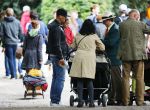 Hamburg 12 september 2013
Khalid Boulahrouz haalt zijn kinderen op bij Sabia en Rafal  v d Vaart en gaat met aupair naar de dierentuin in Hamburg.