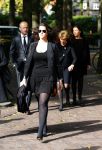 Laren 2 oktober 2013
Kerkdienst naar aanleiding van het overlijden van John de mol sr in de sint Jansbasiliek. Het was enorm druk met vrienden en familie.