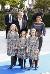 Apeldoorn 5 oktober 2013
Zijne Koninklijke Hoogheid Prins Jaime de Bourbon de Parme en Viktï¿½ria Cservenyï¿½k trouwen in de kerk onze lieve vrouwe ten hemelopneming in Apeldoorn. Koning Willem Alexander Koningin Maxima en de prinsessen Amalia Alexia en Ariane