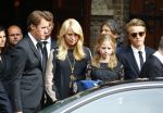Laren 2 oktober 2013
Kerkdienst naar aanleiding van het overlijden van John de mol sr in de sint Jansbasiliek. Het was enorm druk met vrienden en familie.