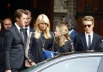 Laren 2 oktober 2013
Kerkdienst naar aanleiding van het overlijden van John de mol sr in de sint Jansbasiliek. Het was enorm druk met vrienden en familie.