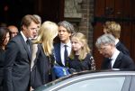 Laren 2 oktober 2013
Kerkdienst naar aanleiding van het overlijden van John de mol sr in de sint Jansbasiliek. Het was enorm druk met vrienden en familie.