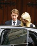 Laren 2 oktober 2013
Kerkdienst naar aanleiding van het overlijden van John de mol sr in de sint Jansbasiliek. Het was enorm druk met vrienden en familie.