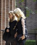 Laren 2 oktober 2013
Kerkdienst naar aanleiding van het overlijden van John de mol sr in de sint Jansbasiliek. Het was enorm druk met vrienden en familie.