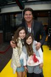 Zaandam 5 oktober 2013
Premiere Oz in de schouwburg van Zaandam.
Martijn Krabbe met zijn dochters Michelle en Jasmijn