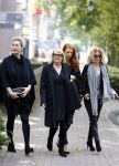 Laren 2 oktober 2013
Kerkdienst naar aanleiding van het overlijden van John de mol sr in de sint Jansbasiliek. Het was enorm druk met vrienden en familie.