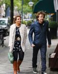 Amsterdam 14 oktober 2013
Nada v Nie met haar nieuwe vriend Frank Bakker op de cornelis schuytstraat
