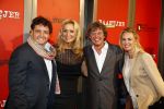 Amsterdam 7 oktober 2013
Premiere Baantjer in het nieuwe de la mar theater. Marcel Schimscheimer met vriendin en Natasja en Rene Froger