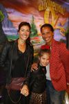 Zaandam 5 oktober 2013
Premiere Oz in de schouwburg van Zaandam.
Odette ... met een vriendin