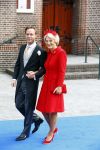 Apeldoorn 5 oktober 2013
Zijne Koninklijke Hoogheid Prins Jaime de Bourbon de Parme en Viktï¿½ria Cservenyï¿½k trouwen in de kerk onze lieve vrouwe ten hemelopneming in Apeldoorn.. Prins Jaime en Prinses Irene komen in een oude mercedes cabrio van prinses Juliana aan bij de kerk