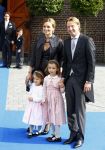 Apeldoorn 5 oktober 2013
Zijne Koninklijke Hoogheid Prins Jaime de Bourbon de Parme en Viktï¿½ria Cservenyï¿½k trouwen in de kerk onze lieve vrouwe ten hemelopneming in Apeldoorn. Prins Floris met Prinses Aimee en dochters Magali en Eliane