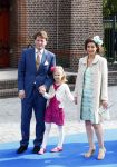 Apeldoorn 5 oktober 2013
Zijne Koninklijke Hoogheid Prins Jaime de Bourbon de Parme en Viktï¿½ria Cservenyï¿½k trouwen in de kerk onze lieve vrouwe ten hemelopneming in Apeldoorn. Prins Pieter Christiaan met zijn vrouw Prinses Anita en hun dochter Emma