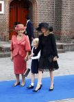 Apeldoorn 5 oktober 2013
Zijne Koninklijke Hoogheid Prins Jaime de Bourbon de Parme en Viktï¿½ria Cservenyï¿½k trouwen in de kerk onze lieve vrouwe ten hemelopneming in Apeldoorn. Prinses Baetrix met Prinses Mabel en dochter Luana