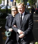 Laren 2 oktober 2013
Kerkdienst naar aanleiding van het overlijden van John de mol sr in de sint Jansbasiliek. Het was enorm druk met vrienden en familie.