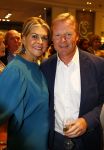 Oosterbeek 14 september 2013
Ronald Koeman op de Skin Cosmetics winkel van zijn vrouw Bartina en ochter Debbie.
