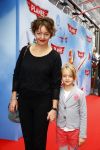 Amsterdam 21 september 2013
Premiere Planes in Tuschinski
Sanne Wallis de Vries met dochter