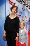 Amsterdam 21 september 2013
Premiere Planes in Tuschinski
Sanne Wallis de Vries met dochter