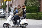 Amsterdam 7 oktober 2013
Daniel de Ridder met Tatum Dagelet en Toy Travis op de vespa scooter.