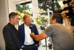 Oosterbeek 14 september 2013
Ronald Koeman op de Skin Cosmetics winkel van zijn vrouw Bartina en ochter Debbie.
