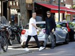 Amsterdam 30 september 2013
Viktor Fischer krijgt bekeuring op de cornelis schuytstraat. Hij is samen met Lucas Andersen