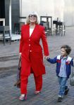 Amsterdam 29 september 2013
Willeke Alberti met vrienden op weg naar de bioscoop.
