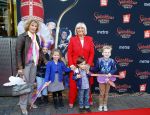 Amsterdam  29 september 2013
Premiere sinterklaas en de pepernoten chaos in pathe arena. Willeke Alberti met famile