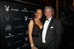 Amsterdam 3 oktober 2013
Feestje voor het 30 jarig bestaan van Playboy . Beertje v Beers arriveert met een nieuwe jaguar Cabrio en onthult het eerst nummer waar ze de cover siert. Mark Teurlings met vrouw  Yvette Rommey