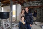 Apeldoorn 22 oktober 2014
Kapsalon en het nieuwe huis van Andy en Melisa vd Meyde wat helemaal verbouwd moet worden.