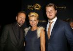 Amsterdam 16 oktober 2014
Uitreiking gouden televizierring in Carre. Anita Witzier met man en zoon