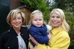 Amsterdam 8 0ktober 2014
Mama van het jaar verkieizing. Annemarie Jung met dochter en moeder