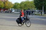 Amsterdam 9 oktober 2014
Annette Malherbe op de fiets bij de westergasfabriek