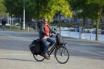 Amsterdam 9 oktober 2014
Annette Malherbe op de fiets bij de westergasfabriek