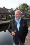 Abcoude 19 september 2014
Robert Leroy wordt ambassadeur voor dolphins for Davey. Bert Simhoffer is oprichter van de stichting.