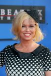 Utrecht 21 september 2014
Premiere moeder ik wil bij de revue in het beatrixtheater.
Bridget Maasland met visagist Theo