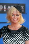 Utrecht 21 september 2014
Premiere moeder ik wil bij de revue in het beatrixtheater.
Bridget Maasland met visagist Theo
