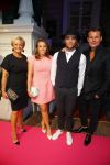 Amsterdam 29 september 2014
Beau monde awards in het Amstel hotel. caroline Tensen met zoon Bob en dochter Lotte  en Leco v Zadelhoff