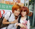 Amstelveen 5 oktober 2014
Premiere Pippi Langkous in de schouwburg van Amstelveen. Chazia Mourali met dochter
