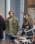 Amsterdam 23 september 2014
Daley Blind en zijn vriendin Candy-Rae Fleur zijn even een dagje over uit Manchester om in Amsterdam te lunchen en te winkelen op de cornelis schuytstraat.