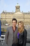 Amsterdam 30 september 2014
Kelly Kruger, Darin Brooks, Kim Matula, Scott Clifton, Ashleigh Brewer en Ferry Doedens uit de Amerikaanse soapserie The Bold and the Beautiful tijdens opnames op de dam in Amsterdam.