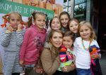 Amstelveen 5 oktober 2014
Premiere Pippi Langkous in de schouwburg van Amstelveen.
Elle v Rijn met dochters en vriendinnen