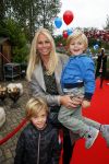 Amsterdam 8 0ktober 2014
Mama van het jaar verkieizing. Ellemieke Vermolen met zoons en Monique Matthijsen