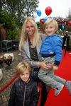 Amsterdam 8 0ktober 2014
Mama van het jaar verkieizing. Ellemieke Vermolen met zoons en Monique Matthijsen