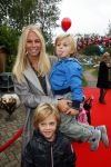 Amsterdam 8 0ktober 2014
Mama van het jaar verkieizing. Ellemieke Vermolen met zoons en Monique Matthijsen