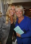 Blaricum 15 oktober 2014
Presentatie boek Ellemieke Vermolen in Blushing van Gordon. Ellemieke met moeder