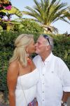ibiza 26 september 2014
Trouwen Patty Brard en Antoine de Vijver bij babylon beach op ibiza. Emiel Hartkamp met vrouw