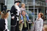 Amstelveen 5 oktober 2014
Emile Ratelband met zijn zoon Emilio en dochter Royce en vriendin Gitta bij premiere Pippi Langkous.