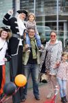 Amstelveen 5 oktober 2014
Emile Ratelband met zijn zoon Emilio en dochter Royce en vriendin Gitta bij premiere Pippi Langkous.