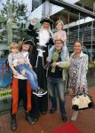 Amstelveen 5 oktober 2014
Emile Ratelband met zijn zoon Emilio en dochter Royce en vriendin Gitta bij premiere Pippi Langkous.