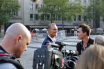 Amsterdam 30 september 2014
Kelly Kruger, Darin Brooks, Kim Matula, Scott Clifton, Ashleigh Brewer en Ferry Doedens uit de Amerikaanse soapserie The Bold and the Beautiful tijdens opnames op de dam in Amsterdam.